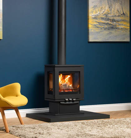 Charlton & Jenrick Purevision LPV5 houtkachel op voetstuk